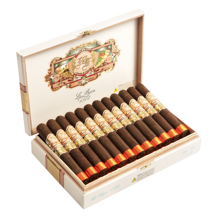 View product media MFLBT Toro, , jrcigars 2